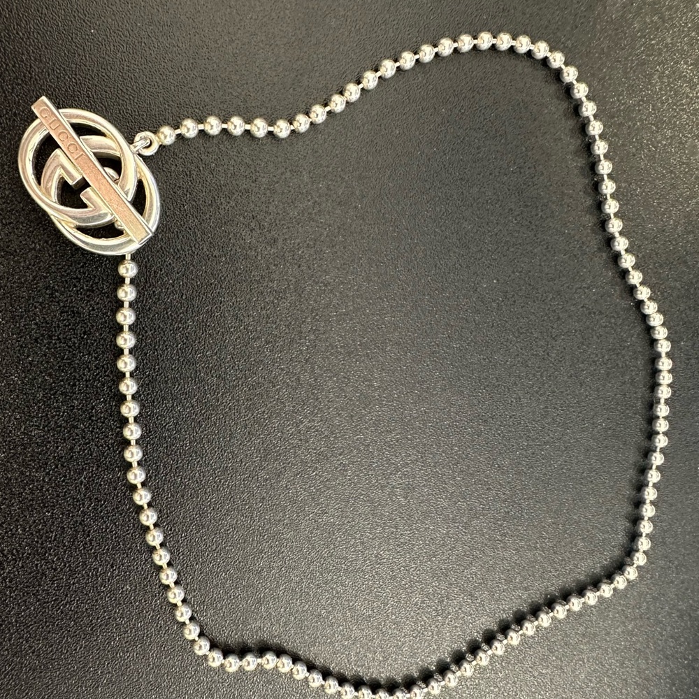 Gucci Silver Logo ball chain Necklace interlocking.